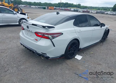2021 Toyota Camry Trd z USA, uszkodzony, nr VIN 4T1KZ1AK0MU058902